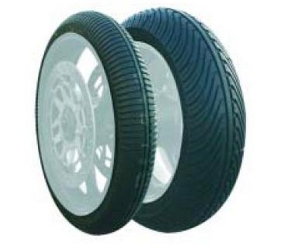 NEUMATICOS DE LLUVIA PARA CIRCUITO